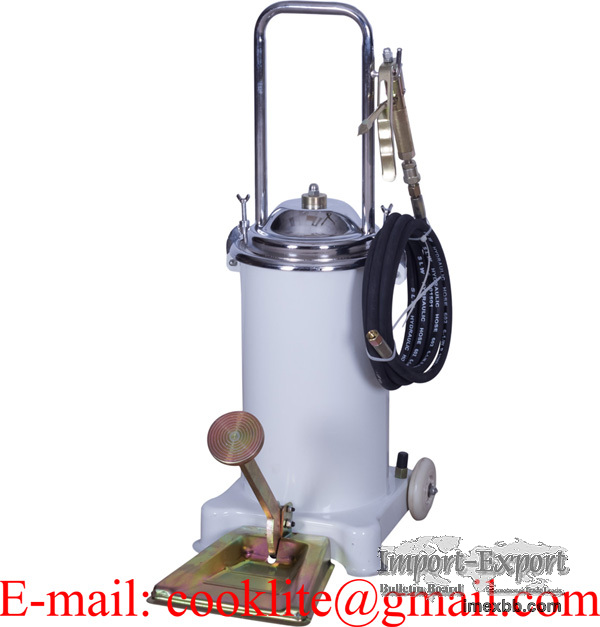 Wheeled Manual Grease Lubricator Pedal Pump - 12L Foot Step Oiler