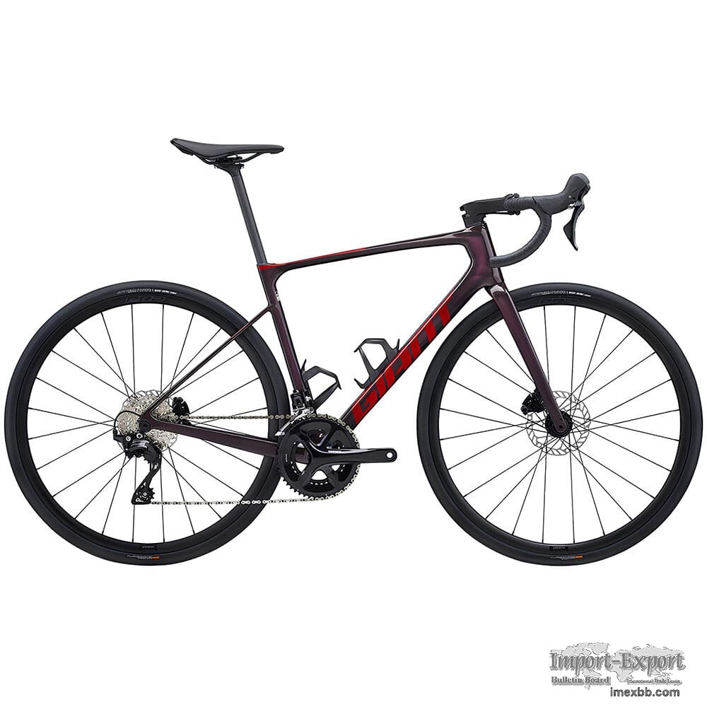 2024 Giant Defy Advanced 2 Road Bike