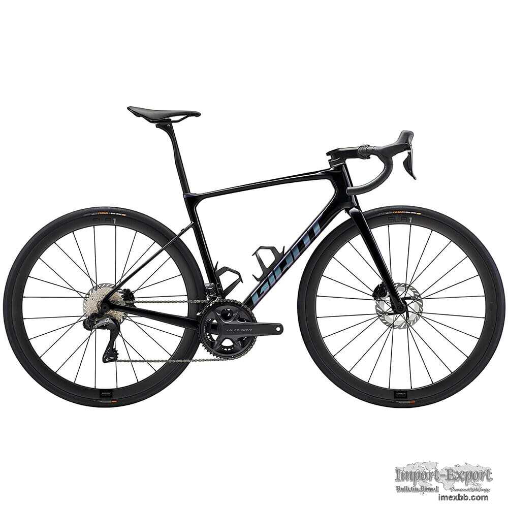 2024 Giant Defy Advanced Pro 0 Road Bike