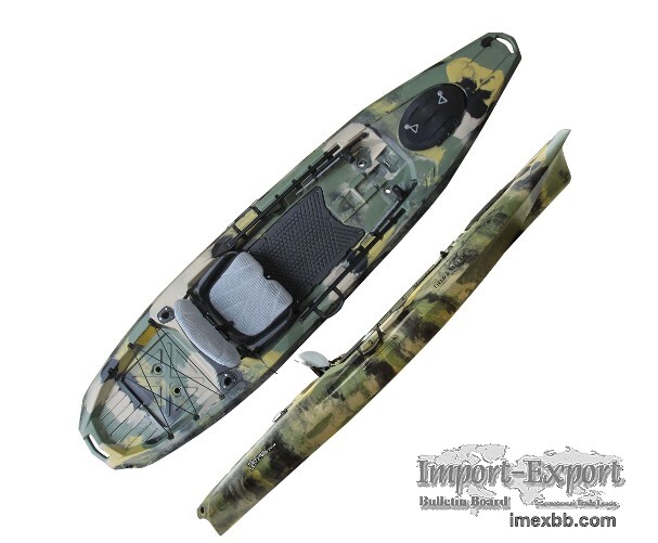 Field & Stream Shadow Caster 123 Angler Kayak (WATER SPORT EQUIP)