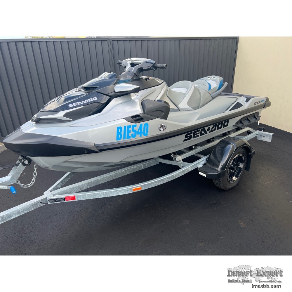 2021 SEA-DOO GTX LTD 300 IDF SS LIQUID GREY S/N 127873 (Water Sport Equip)