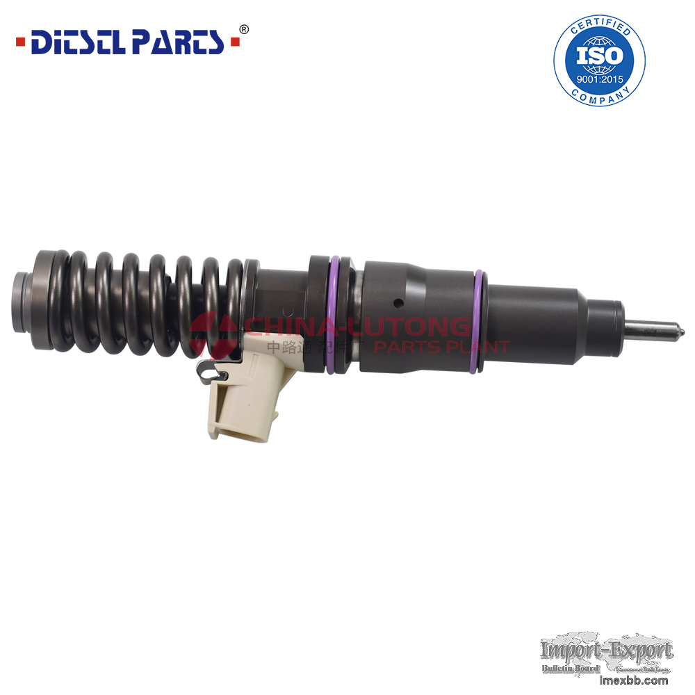 Fuel Injector RE38037