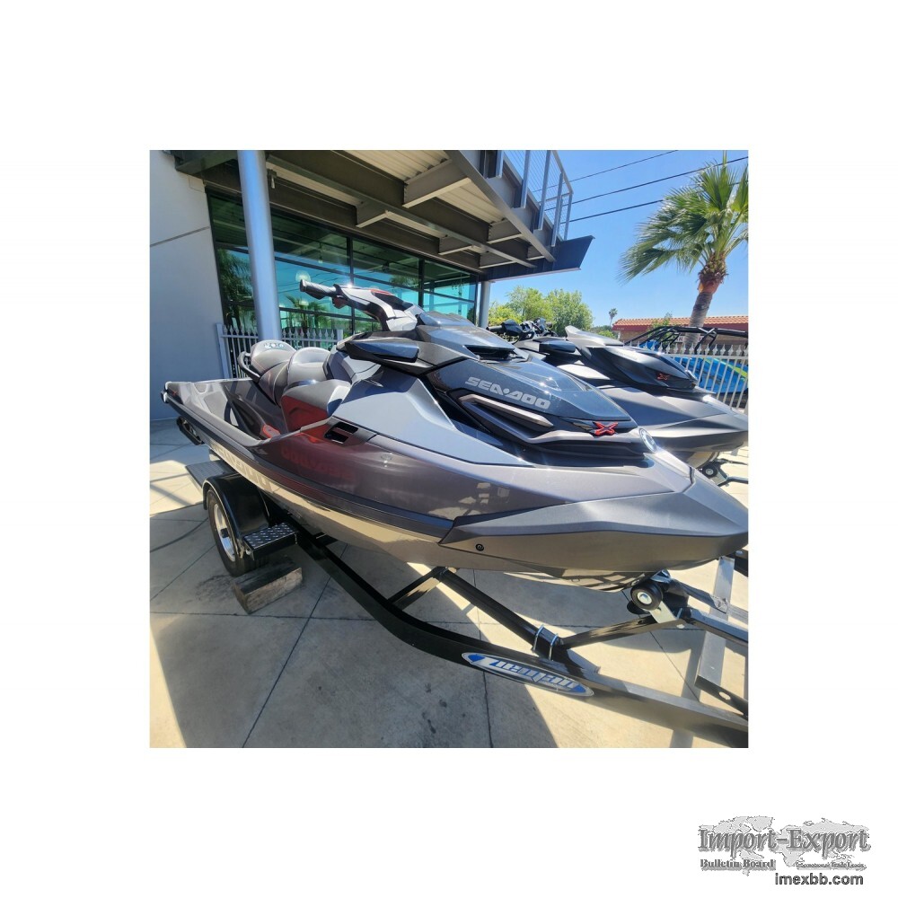 Sea-Doo RXT-X 300 W/Tech Pkg, IBR 2023 (MITRA SORT)