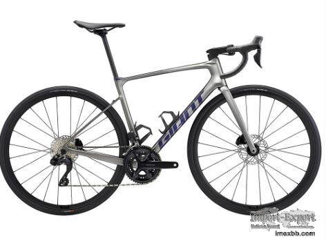 2024 Giant Defy Advanced 1 Road Bike