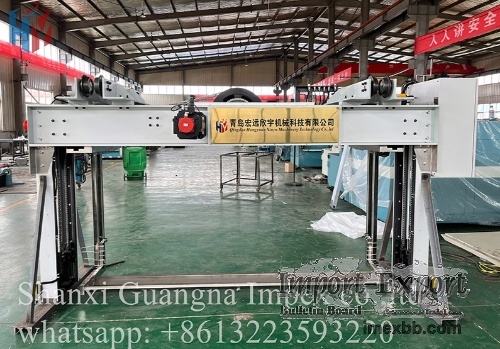 Automatic crane for gravure cylinder